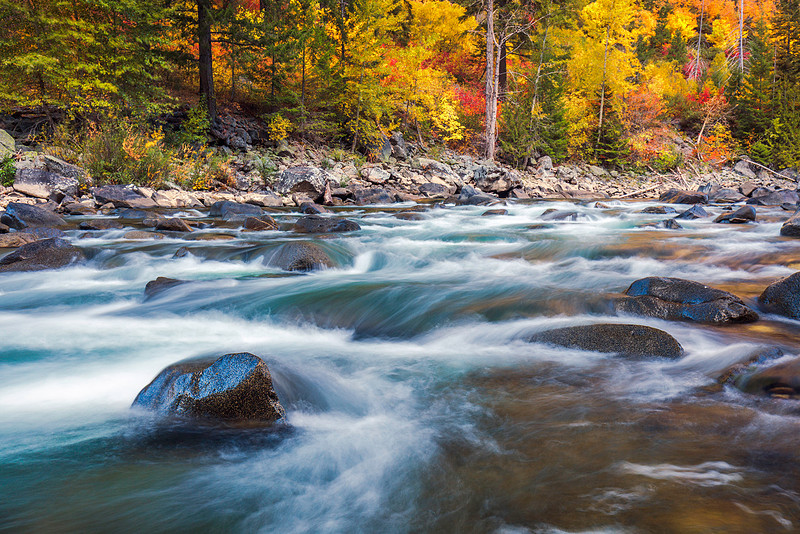 2025-10-17_Leavenworth_WAWenatcheeRiverOct17
