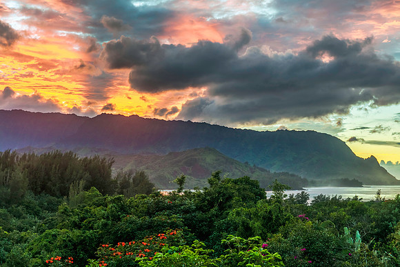 Hanalei Bay Sunset in Kauai